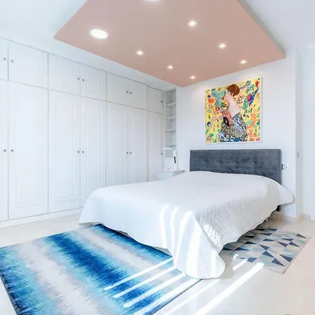 2-bedroom In Grand Cannes